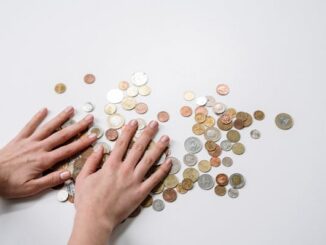 La subida de gasolina y precios hacen que perdamos poder adquisitivo